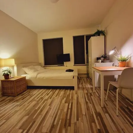 Apartment Private 202 - - By T&s. *
