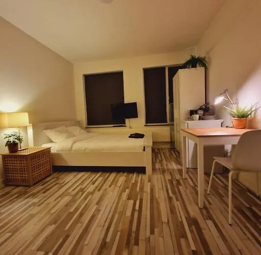 Apartmán Private 202 - - By T&s. *